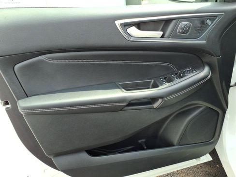 Certified 2024 Ford Edge Titanium AWD/4WD image 13