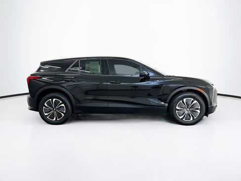 Used 2024 Chevrolet Blazer EV LT AWD/4WD image 10