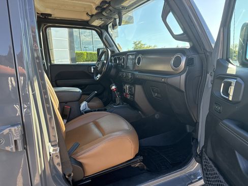 Used 2021 Jeep Wrangler Unlimited Rubicon w/ Dual Top Group image 20