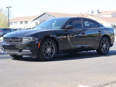 Used 2018 Dodge Charger GT image 11