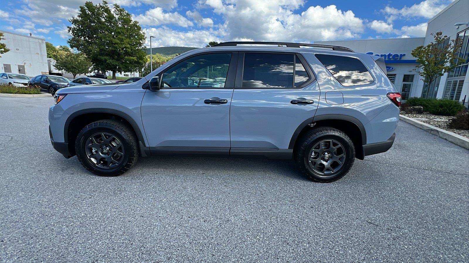 New 2026 Honda Pilot TrailSport image 7