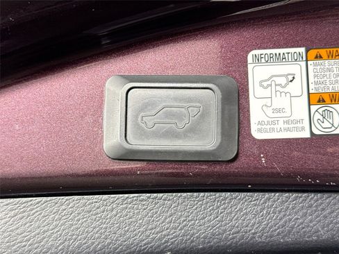 Used 2017 Toyota RAV4 XLE image 36