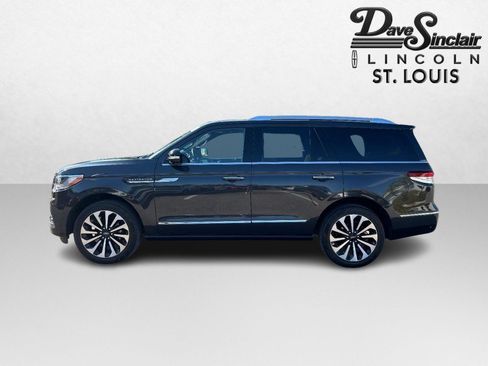 Certified 2023 Lincoln Navigator Reserve AWD/4WD image 6