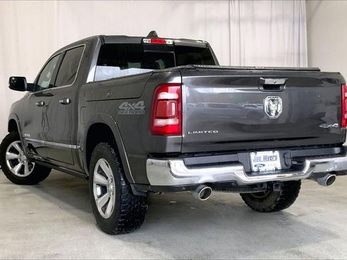 Used 2019 RAM 1500 Limited w/ Off Road Group image 10