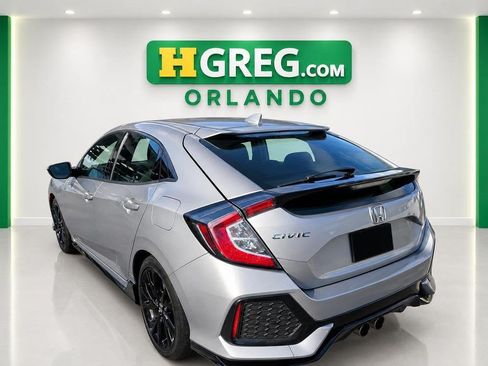 Used 2018 Honda Civic Sport image 2