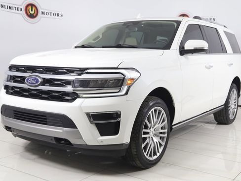 Used 2022 Ford Expedition Limited image 5
