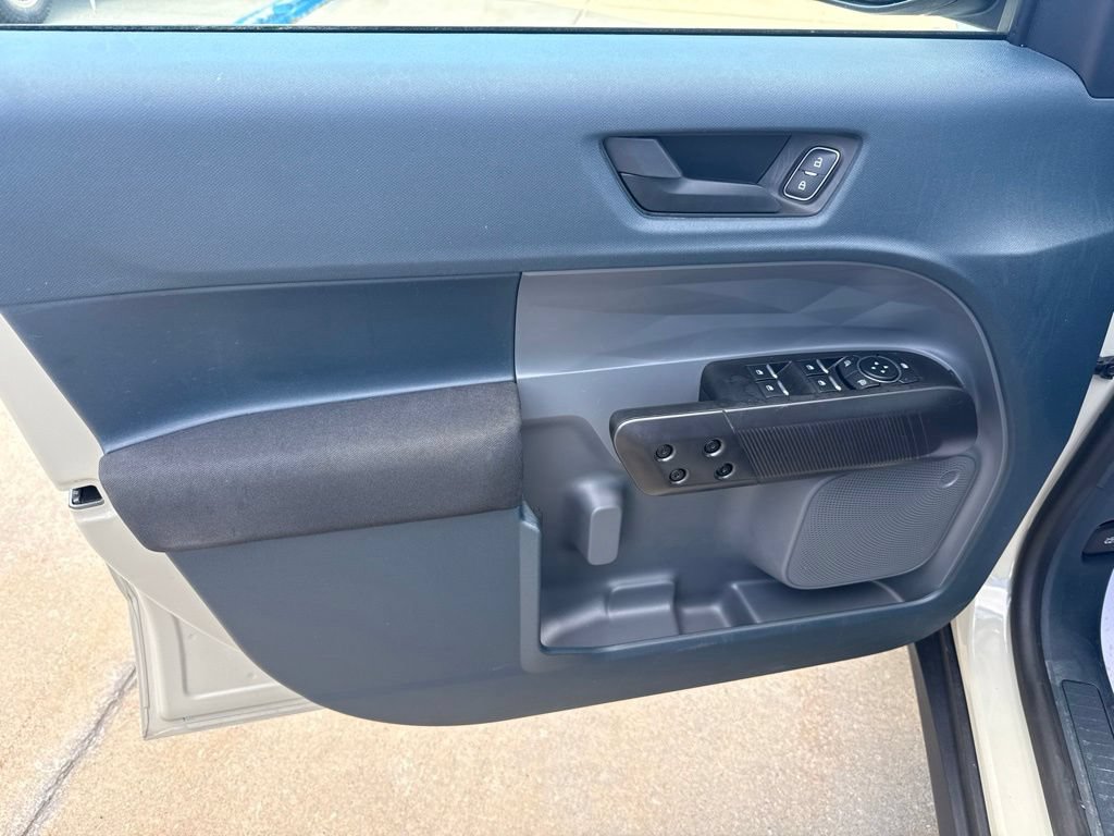 Used 2025 Ford Maverick XL FWD image 7