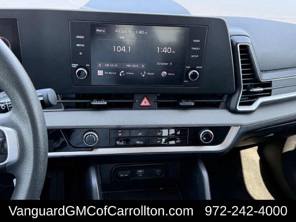 Used 2024 Kia Sportage LX FWD image 17