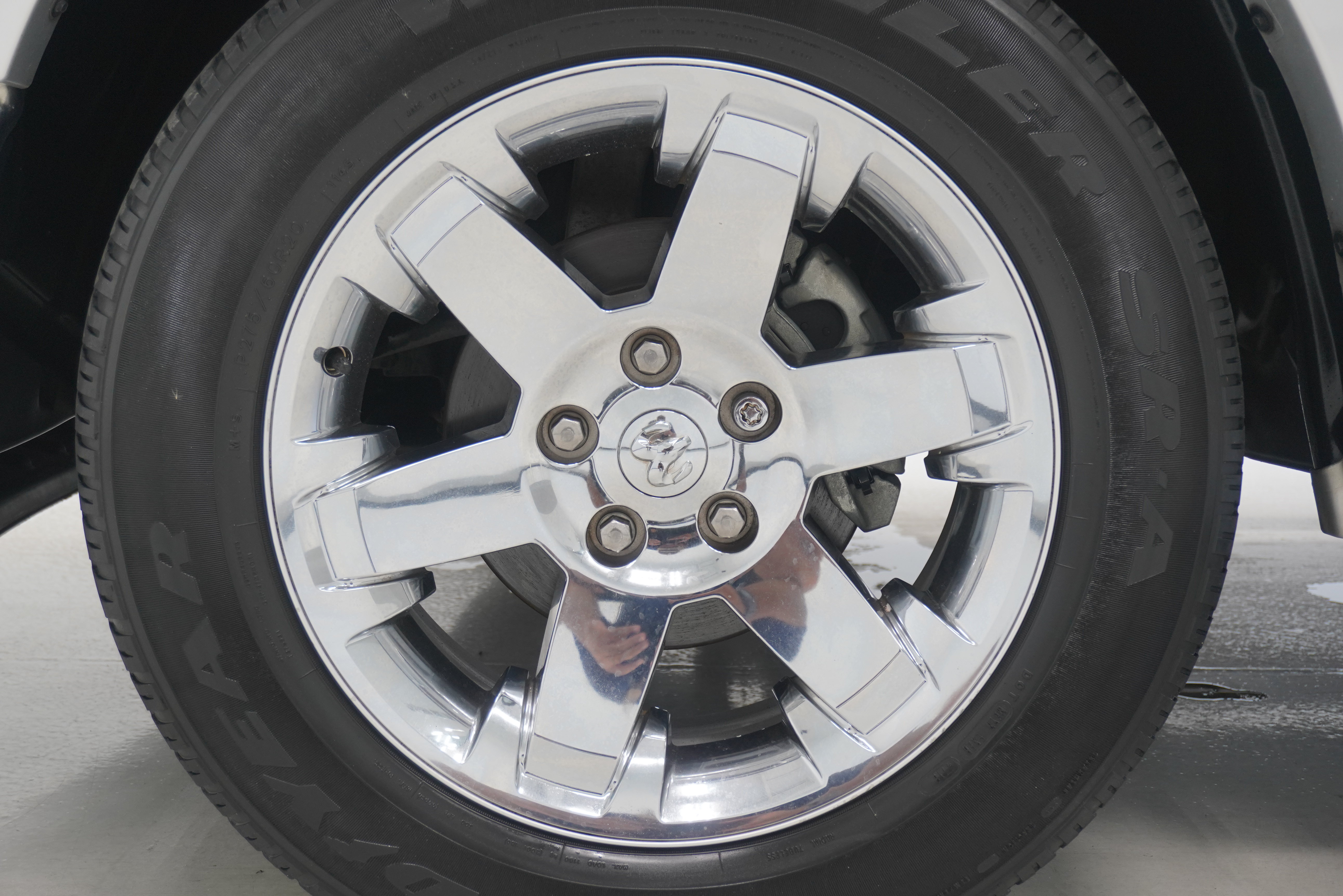 Used 2012 RAM 1500 Laramie RWD image 26