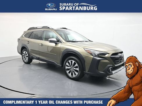 Used 2024 Subaru Outback Touring XT AWD/4WD image 1