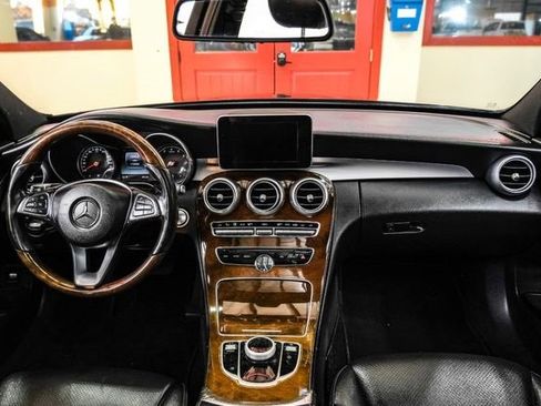 Used 2018 Mercedes-Benz C 300 Sedan image 14