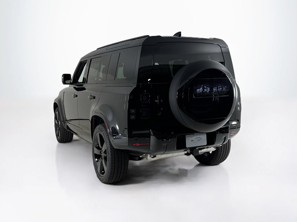 New 2026 Land Rover Defender 110 X-Dynamic SE AWD/4WD image 3