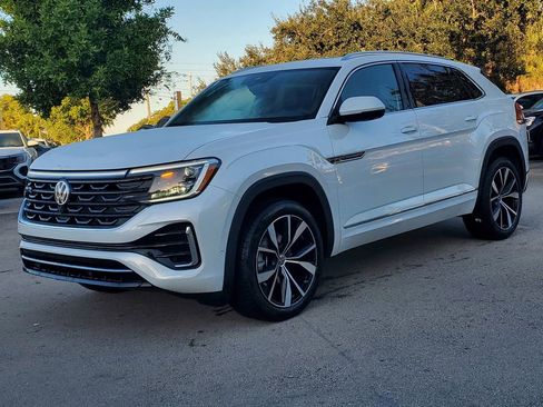 New 2026 Volkswagen Atlas Cross Sport SEL Premium R-Line image 3