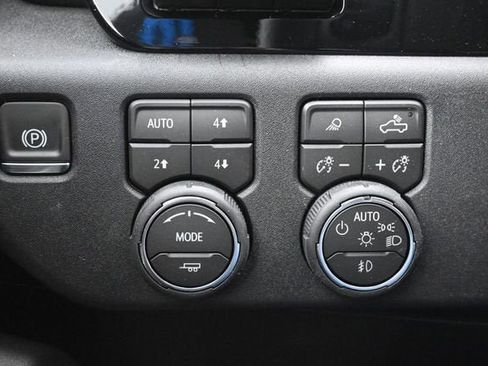New 2026 Chevrolet Silverado 2500 High Country w/ High Country Premium Package AWD/4WD image 27