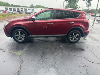 Used 2018 Toyota RAV4 XLE w/ Plus Extra Value Package FWD video 2