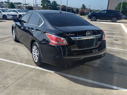 Used 2015 Nissan Altima 2.5 S w/ Power Driver Seat Package FWD image 16