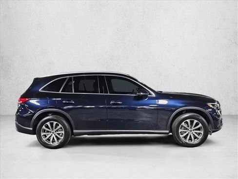 Used 2023 Mercedes-Benz GLC 300 GLC 300 image 4