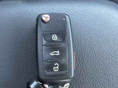 Used 2015 Volkswagen Passat 1.8T Limited Edition FWD image 27