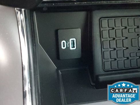 Used 2024 Ford F150 Lariat w/ FX4 Off-Road Package image 35