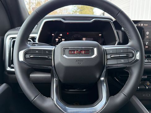 New 2026 GMC Canyon Elevation w/ Convenience Package image 21