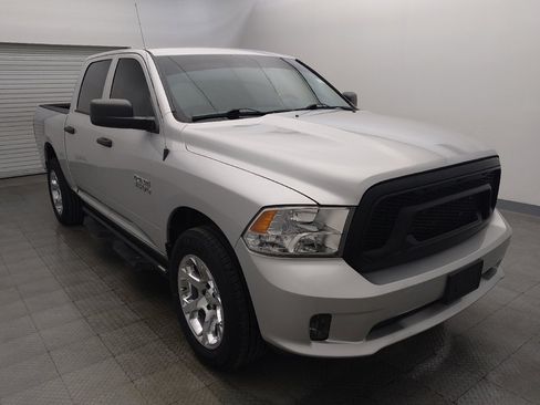 Used 2017 RAM 1500 Express AWD/4WD image 13