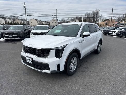 New 2026 Kia Sorento LX FWD image 1