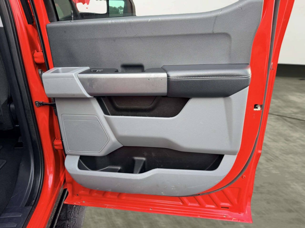 Used 2024 Ford F350 XLT AWD/4WD image 28