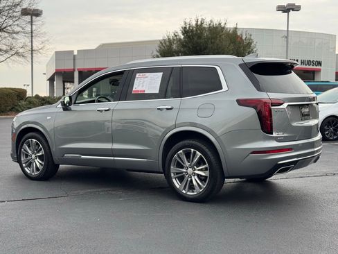 Used 2023 Cadillac XT6 Premium Luxury image 11