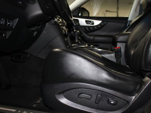 Used 2014 INFINITI QX70 3.7 image 23