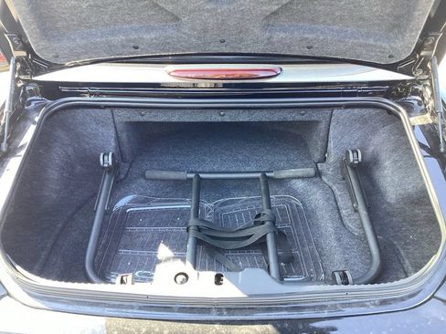 Used 2002 Ford Thunderbird RWD image 8