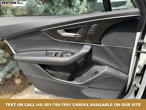 Used 2025 Audi Q7 3.0T Premium Plus image 22