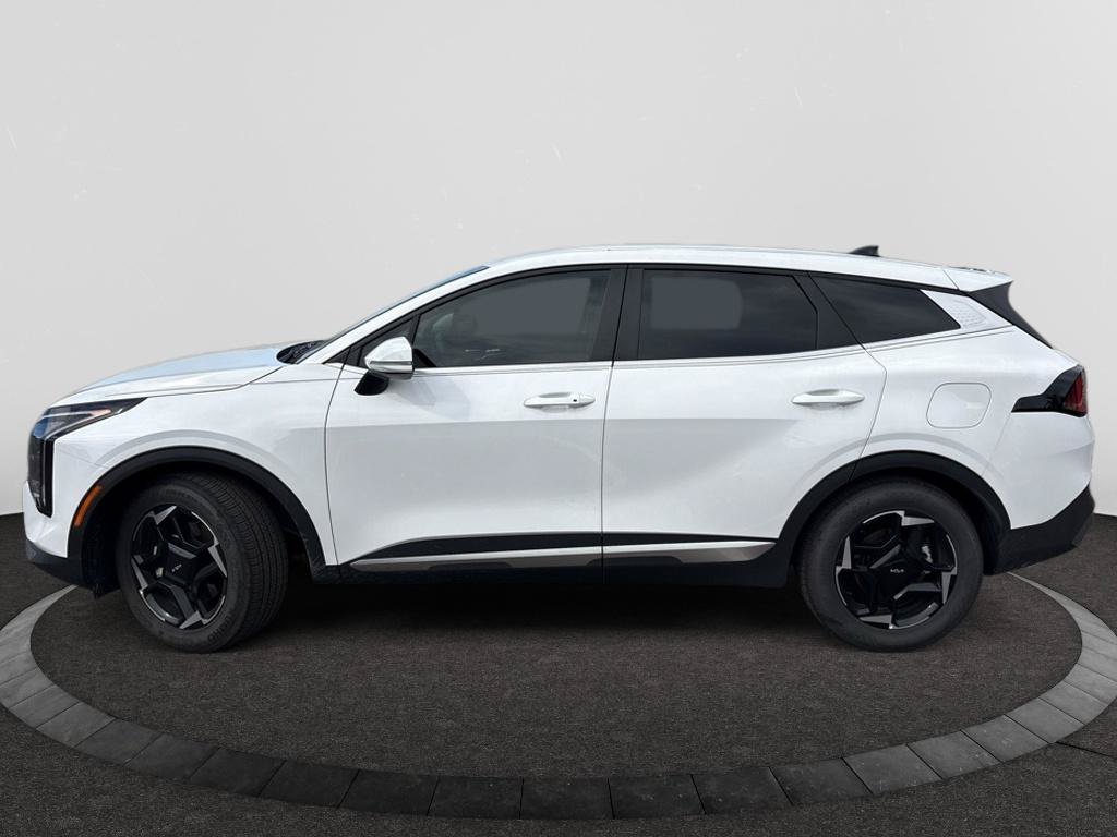 Certified 2026 Kia Sportage EX FWD image 8