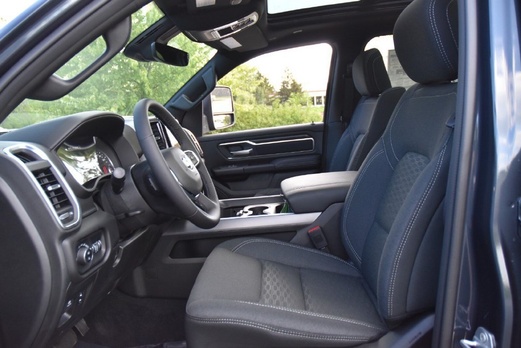 New 2026 RAM 1500 Big Horn AWD/4WD image 15