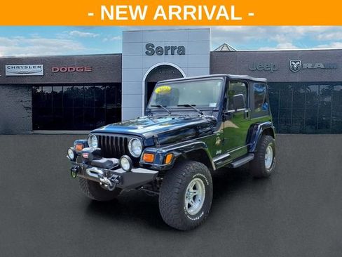 Used 2001 Jeep Wrangler Sahara AWD/4WD image 3