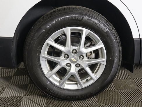 Used 2024 Chevrolet Equinox LT image 19