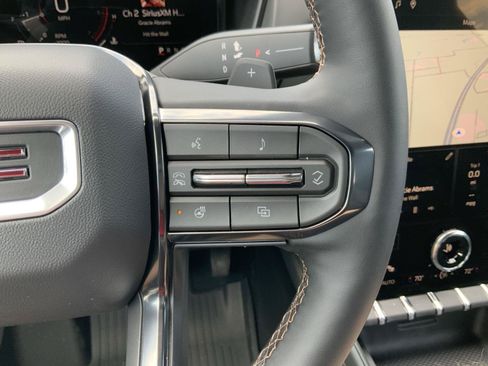 New 2026 GMC Terrain AT4 w/ LPO, Floor Liner Package AWD/4WD image 32