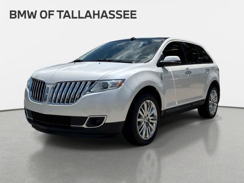 Used 2014 Lincoln MKX FWD w/ Equipment Group 102A image 1