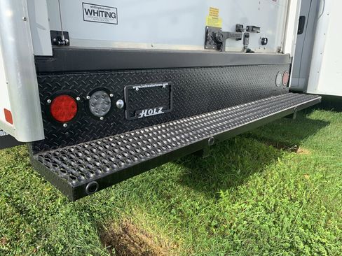 New 2025 GMC Savana 3500 1WT w/ Power Convenience Package image 38