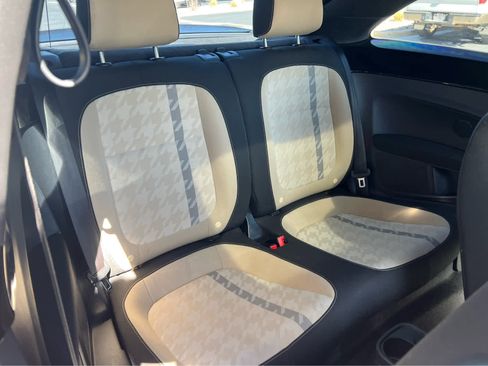 Used 2018 Volkswagen Beetle 2.0T Coast image 20