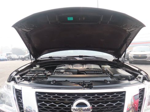 Used 2018 Nissan Armada SL w/ Moonroof Package AWD/4WD image 9