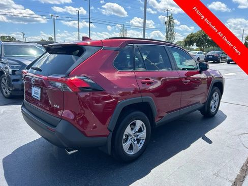 Used 2025 Toyota RAV4 XLE w/ Convenience Package FWD image 21