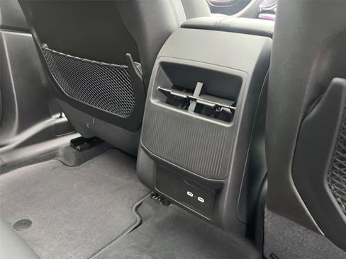 Used 2025 Jeep Wagoneer S Limited image 25