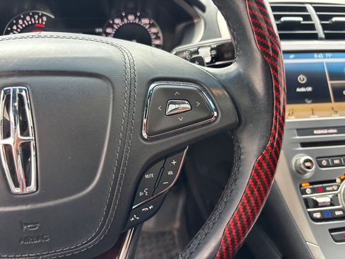 Used 2017 Lincoln MKZ Select FWD image 18