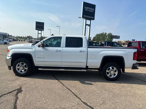 Used 2018 GMC Sierra 3500 SLT w/ Duramax Plus Package AWD/4WD image 5