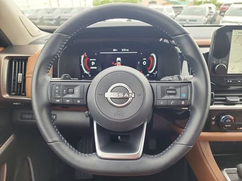 Used 2025 Nissan Pathfinder Platinum w/ Cargo Package FWD image 14