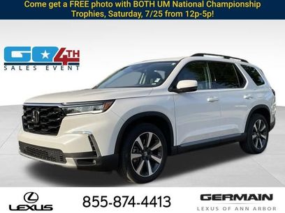 Used 2025 Honda Pilot Touring