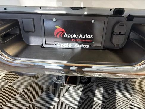 Used 2022 RAM 2500 Laramie w/ Chrome Appearance Group AWD/4WD image 13