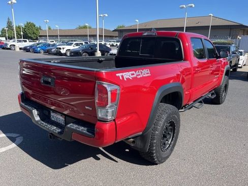 Used 2021 Toyota Tacoma TRD Off-Road w/ TRD Premium Off Road Package AWD/4WD image 5