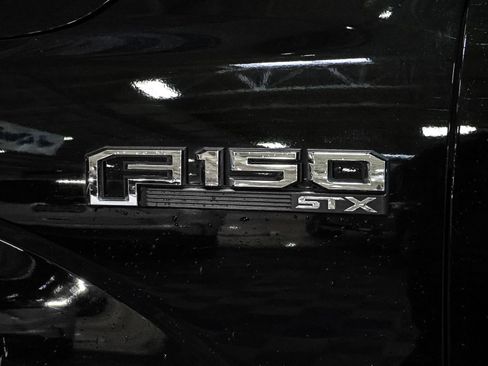 Certified 2019 Ford F150 XL w/ Equipment Group 101A Mid image 18