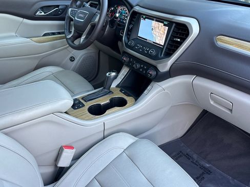 Used 2017 GMC Acadia Denali w/ Technology Package image 20